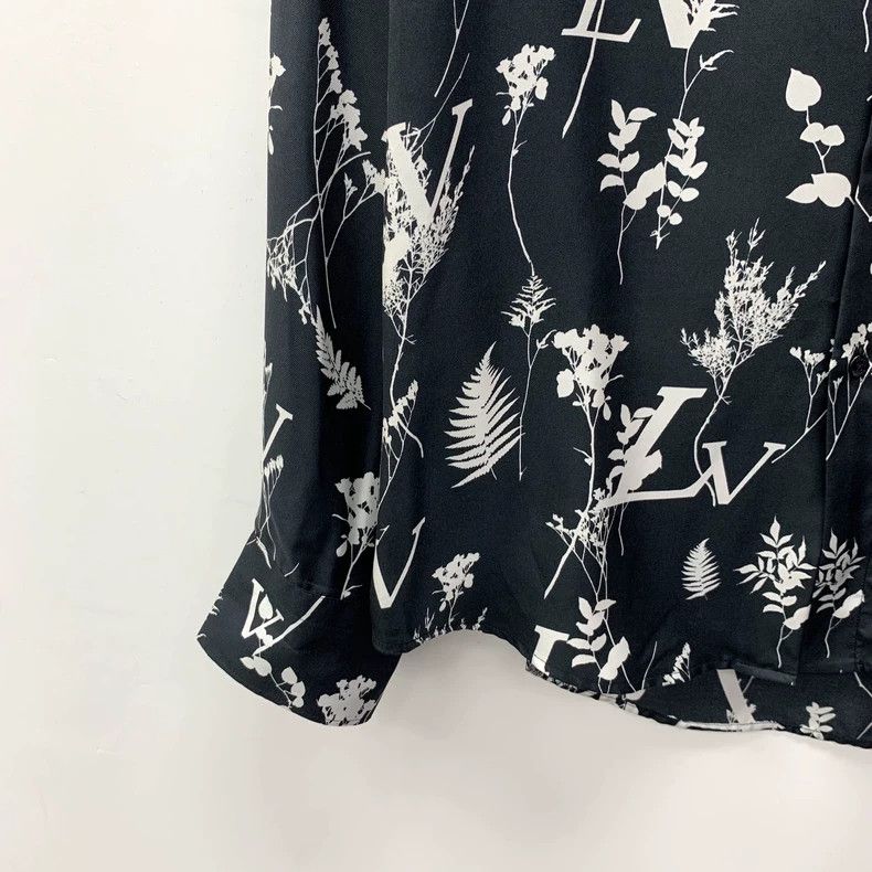 Louis Vuitton Louis Vuitton Black logo monogram floral print mulberry si Size US M / EU 48-50 / 2 - 4 Thumbnail