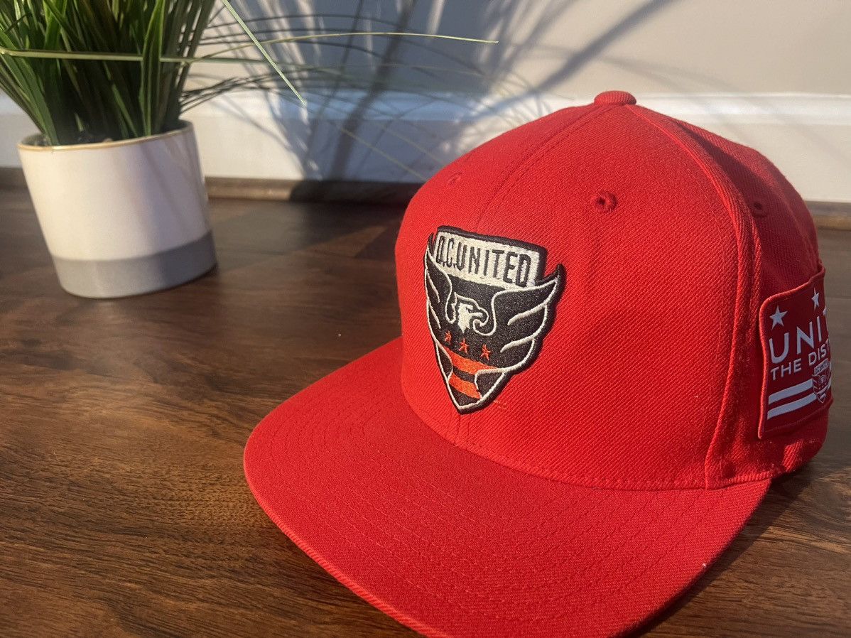 DC D.C. United Crimson snapback Size ONE SIZE - 1 Thumbnail