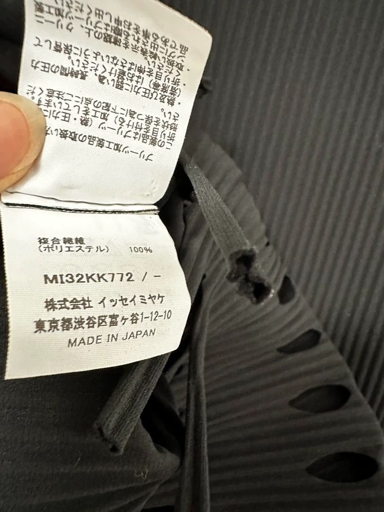 Issey Miyake issey miyake size:one size black tank top 2505-Nextarrow Size XXS / US 00 / IT 34 - 4 Thumbnail