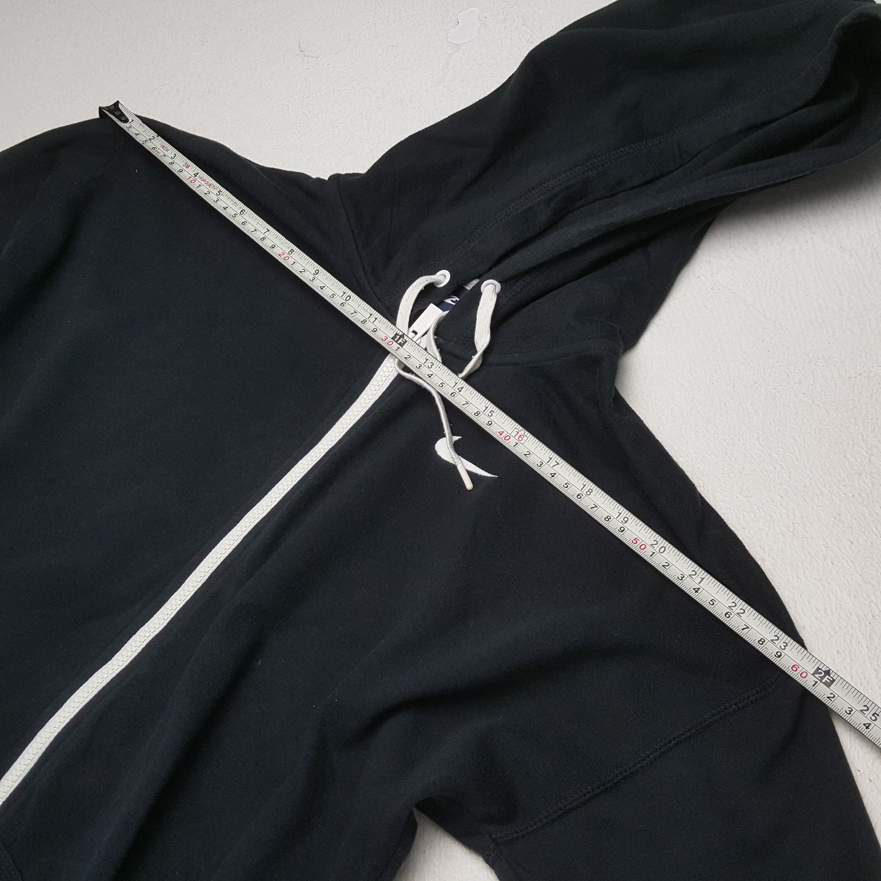 Nike × Vintage Vintage NIKE Small Swoosh Design Sportswear Hoodies Size US M / EU 48-50 / 2 - 5 Thumbnail