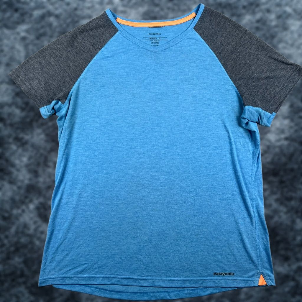 Patagonia Patagonia Capiline Shirt Womens XL Blue Nine Trails Baselayer Hiking Outdoors Size XL / US 12-14 / IT 48-50 - 1 Thumbnail
