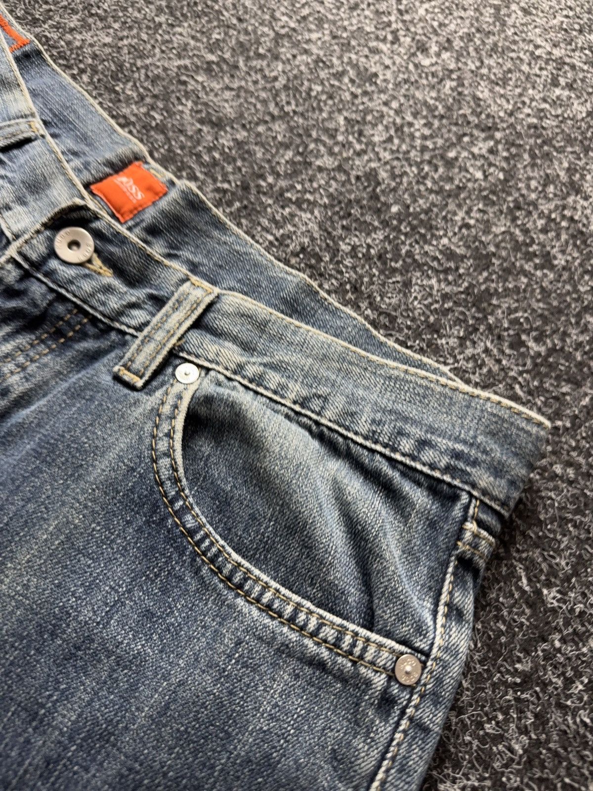 Hugo Boss Vintage 00s Distressed Hugo Boss Orange Blue Denim Jeans Size US 34 / EU 50 - 12 Thumbnail