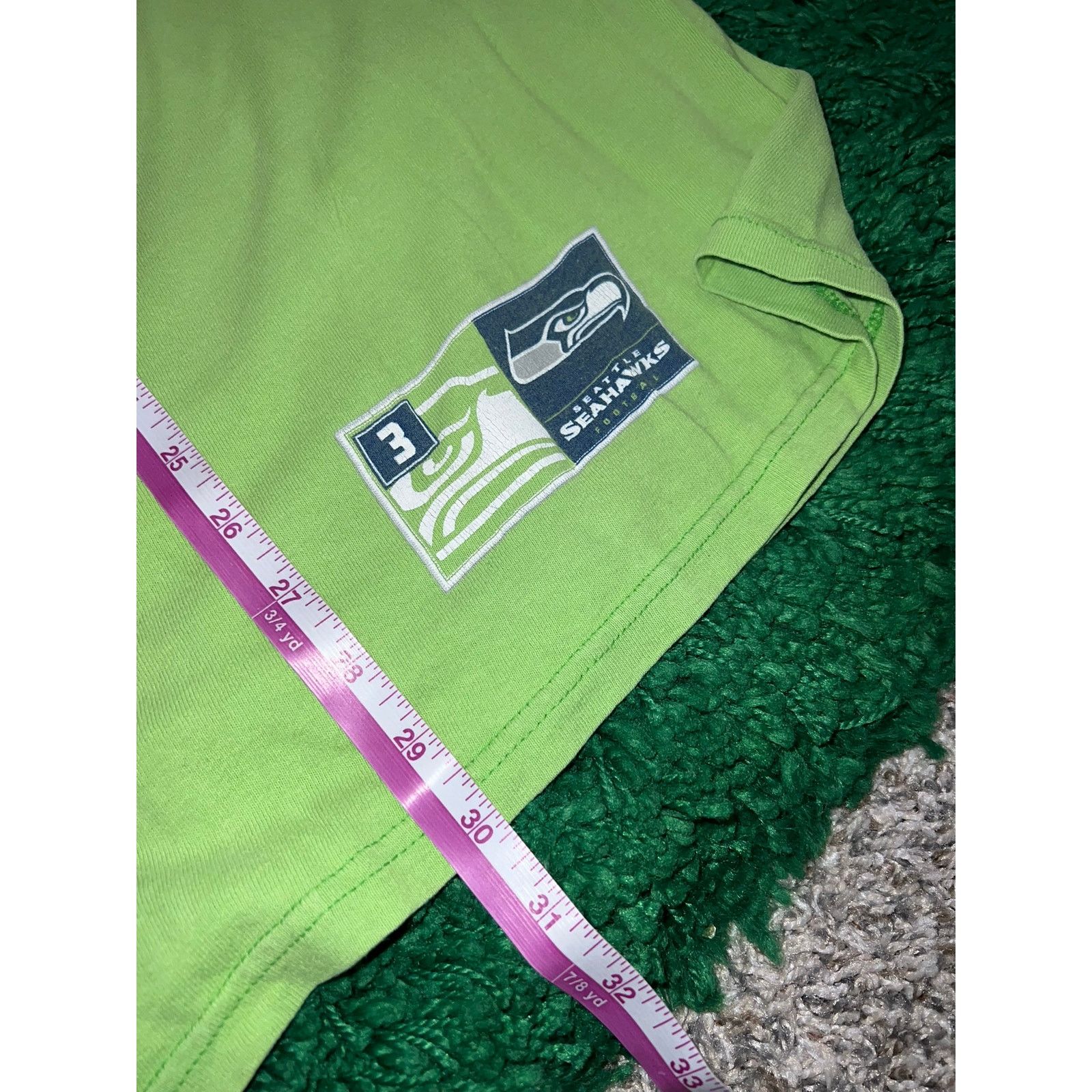 NFL Seattle Seahawks Russell Wilson Shirt #3 Player NFL Tee 2XL Size US XXL / EU 58 / 5 - 10 Thumbnail