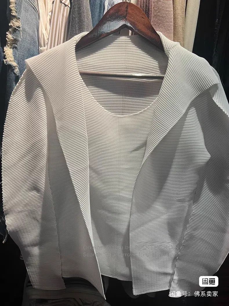 Issey Miyake Issey Miyake White Cardigan Size M / US 6-8 / IT 42-44 - 2 Thumbnail