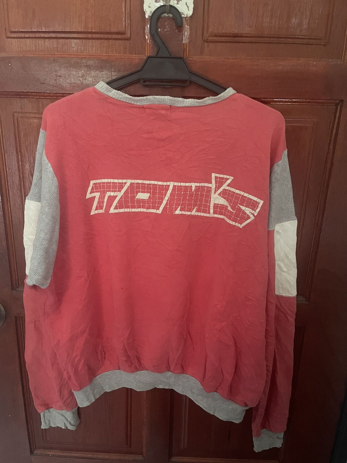 Toms Vintage 90s TOM'S Sweatshirt Distressed Size US XL / EU 56 / 4 - 1 Thumbnail