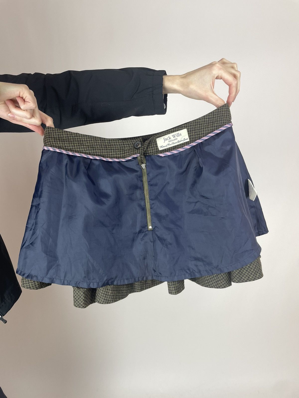 Jack Wills × Vintage Jack Wills Wool pleated mini skirt Womens size 8 Size 27" / US 4 / IT 40 - 17 Thumbnail