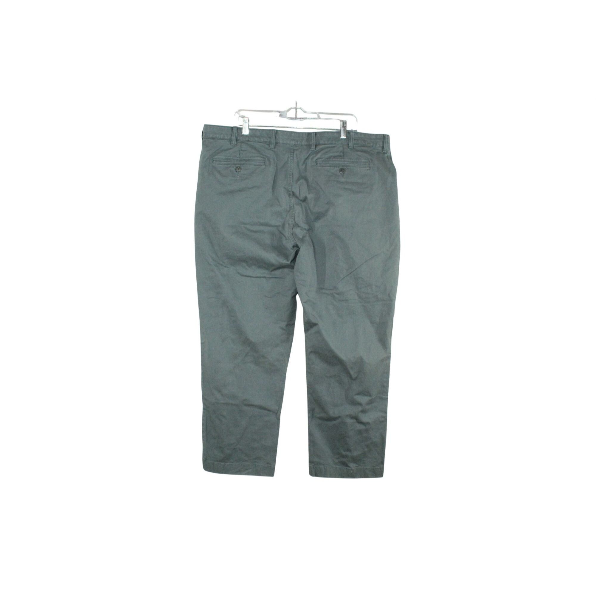 L.L. Bean LL Bean Men's Gray Natural Fit Pants Flat Front Chino Casual Size US 42 / EU 58 - 2 Thumbnail