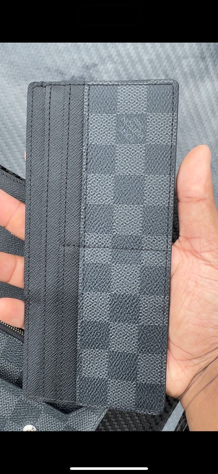 Louis Vuitton LOUIS VUITTON 🔥 BLACK AND GREY MONOGRAM POCKETBOOK (LIMITED) Size ONE SIZE - 13 Thumbnail