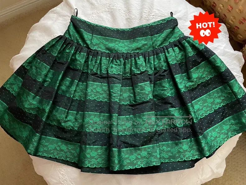 Valentino Valentino Lace puffy skirt Size XS / US 0-2 / IT 36-38 - 1 Thumbnail