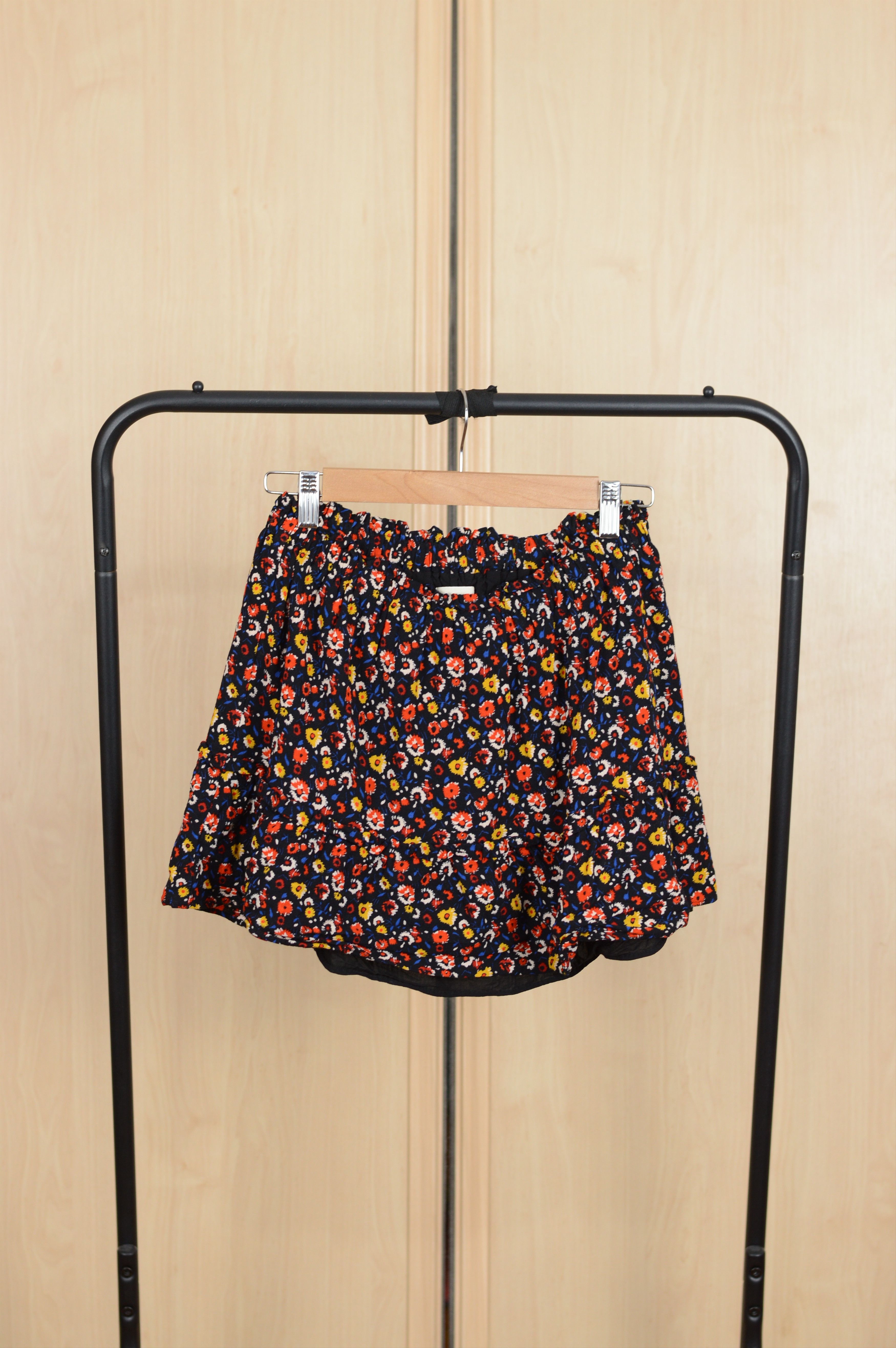 Sezane Sezane flower print mini skirt Size 27" / US 4 / IT 40 - 1 Thumbnail