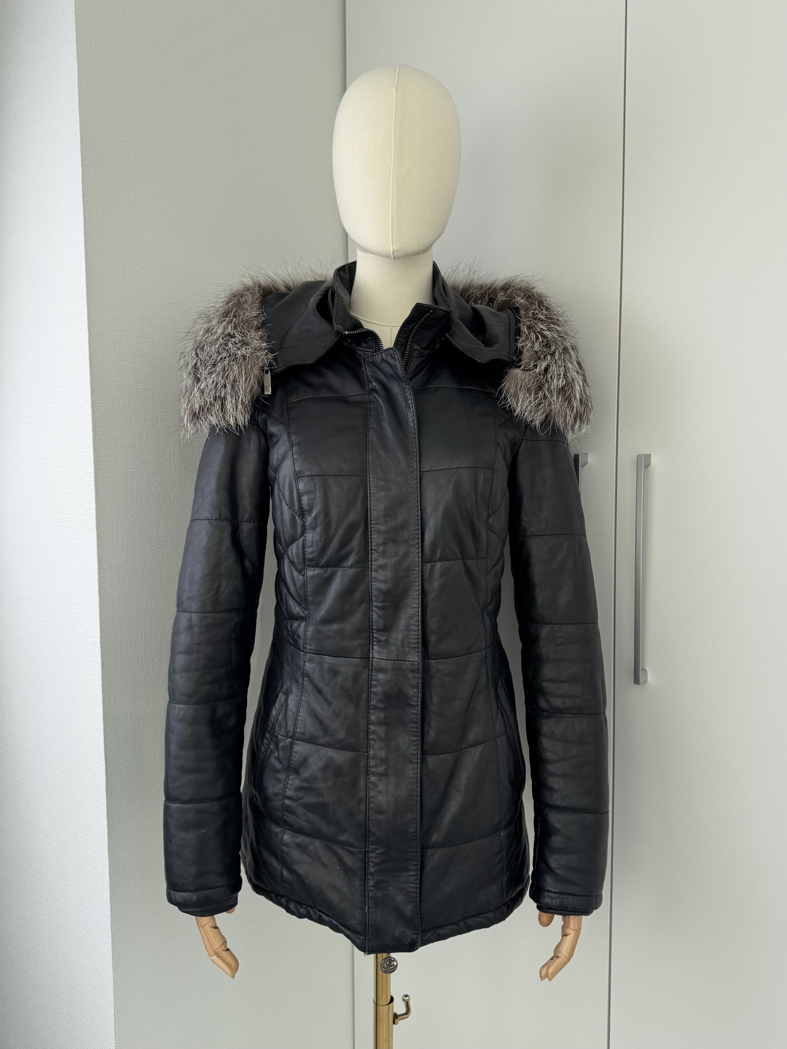 Japanese Brand Y2K Black Leather Jacket Womens Real Fur Hooded Quilted Coat Size M / US 6-8 / IT 42-44 - 2 Thumbnail