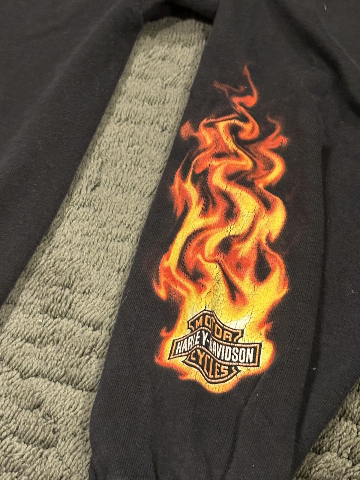 Harley Davidson 2004 Harley Davidson Flame Sleeve F&S Dayton Ohio Longsleeve Size US XL / EU 56 / 4 - 11 Thumbnail