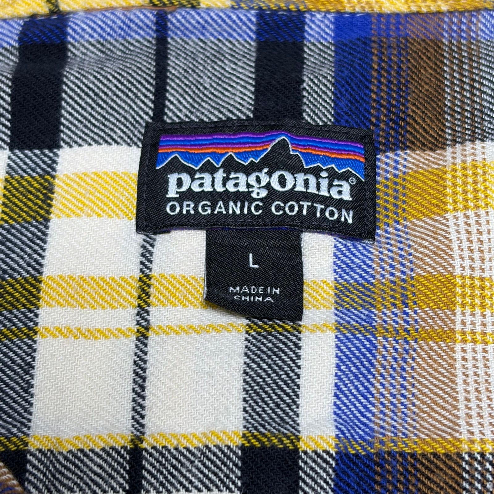 Patagonia Patagonia Organic Cotton Flannel Shirt Men’s Large Plaid Size US L / EU 52-54 / 3 - 3 Thumbnail