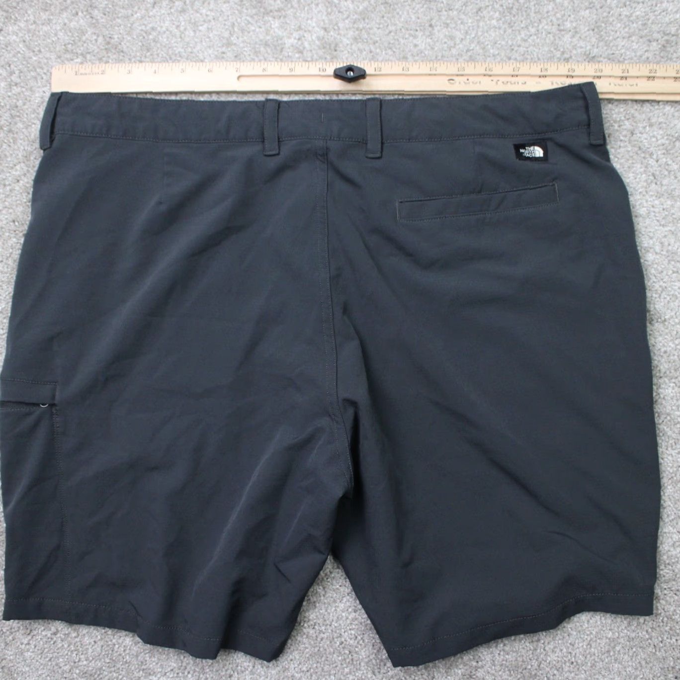 The North Face The North Face Shorts Mens 40 Gray Rolling Sun Packable Performance Hybrid FlashDry Bermuda Casual | Travel | Workwear Mens 40 Gray The North Face Size US 40 / EU 56 - 5 Thumbnail