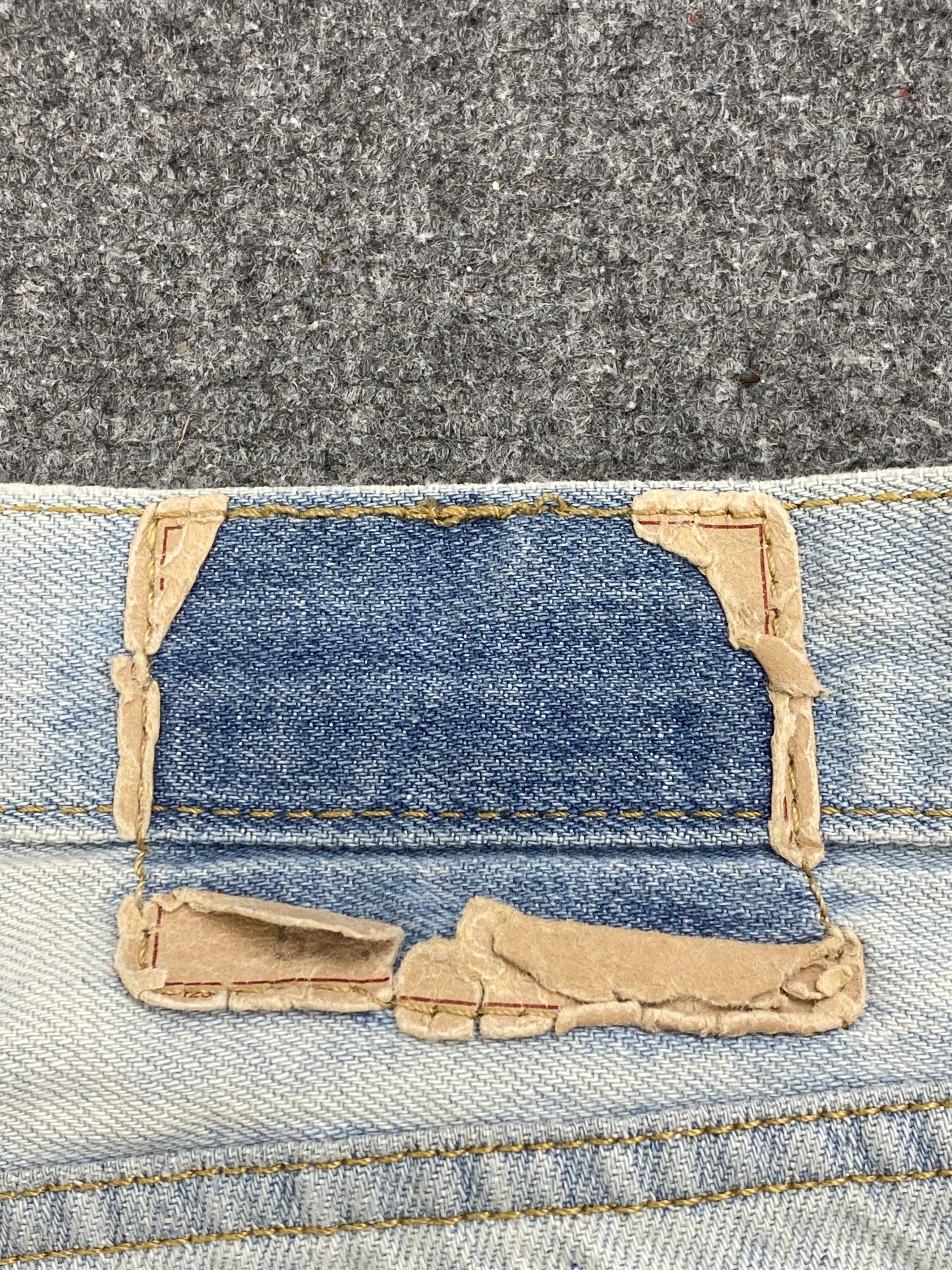Levi's × Vintage Distressed Light Washed Vintage Levi's 527 Bootcut Jeans Size US 34 / EU 50 - 5 Thumbnail