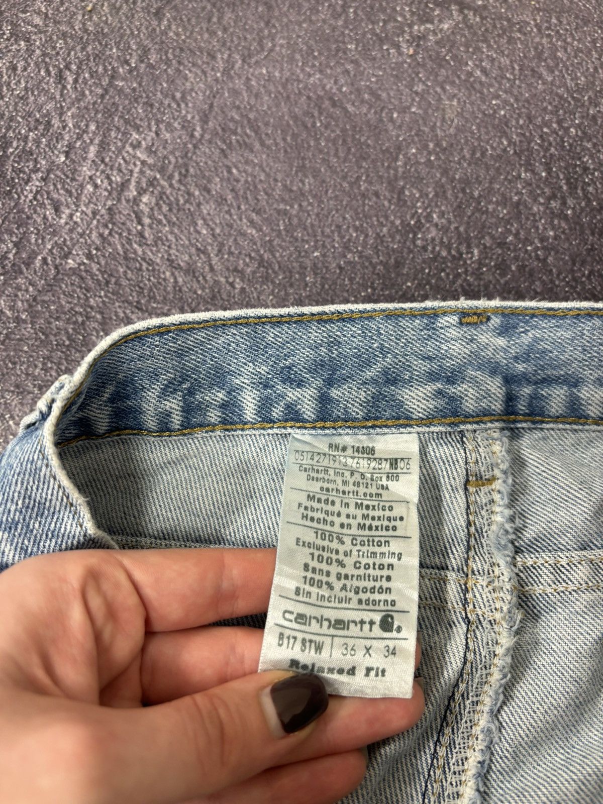 Carhartt Vintage Carhartt Relaxed Fit Faded Light Blue Denim Jeans Size US 36 / EU 52 - 18 Thumbnail