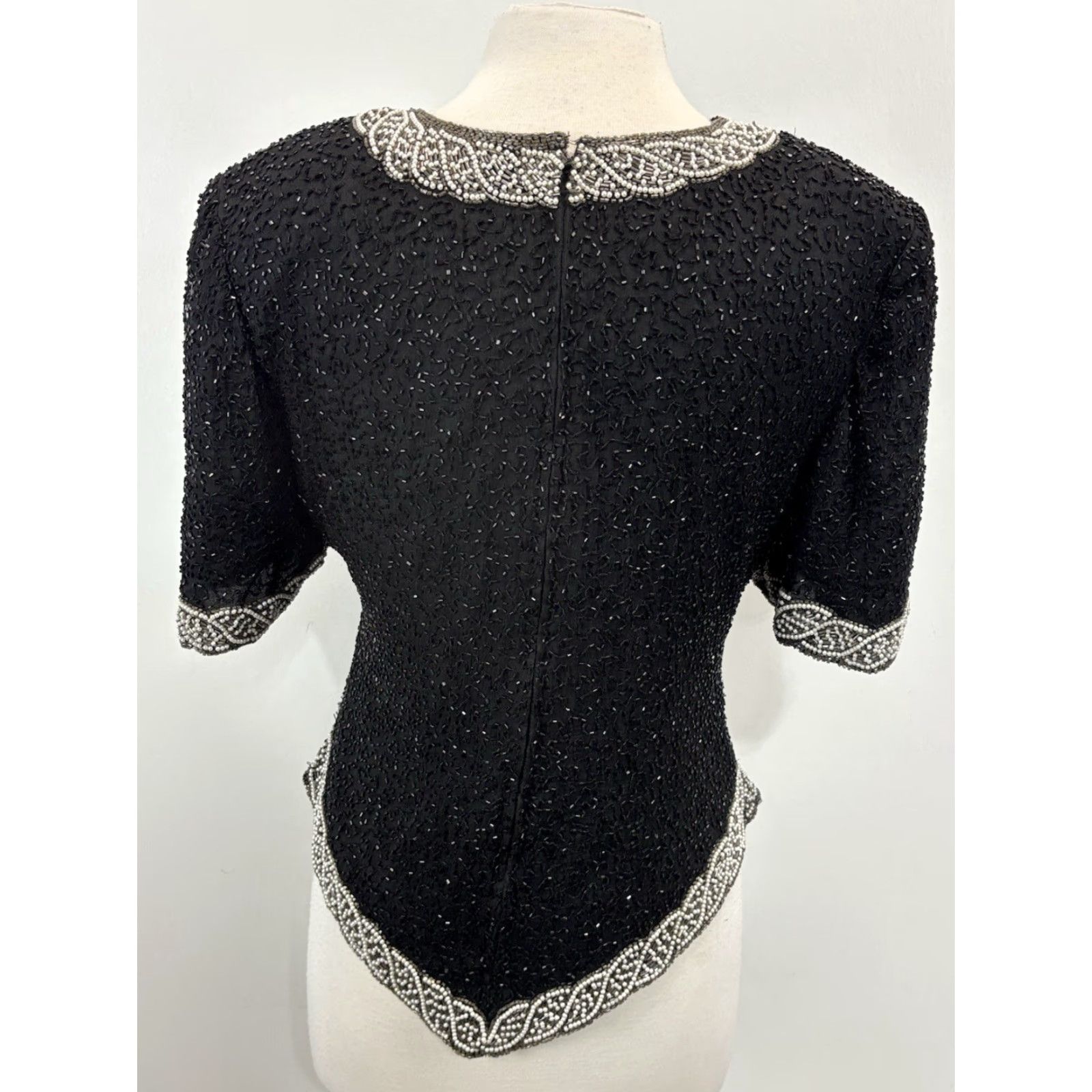 X-LARGE VINTAGE Laurence Kazar Beaded Top Shirt PXL Petite Black Silk Eveningwear 1990s Formal Womens Size XL / US 12-14 / IT 48-50 - 3 Thumbnail