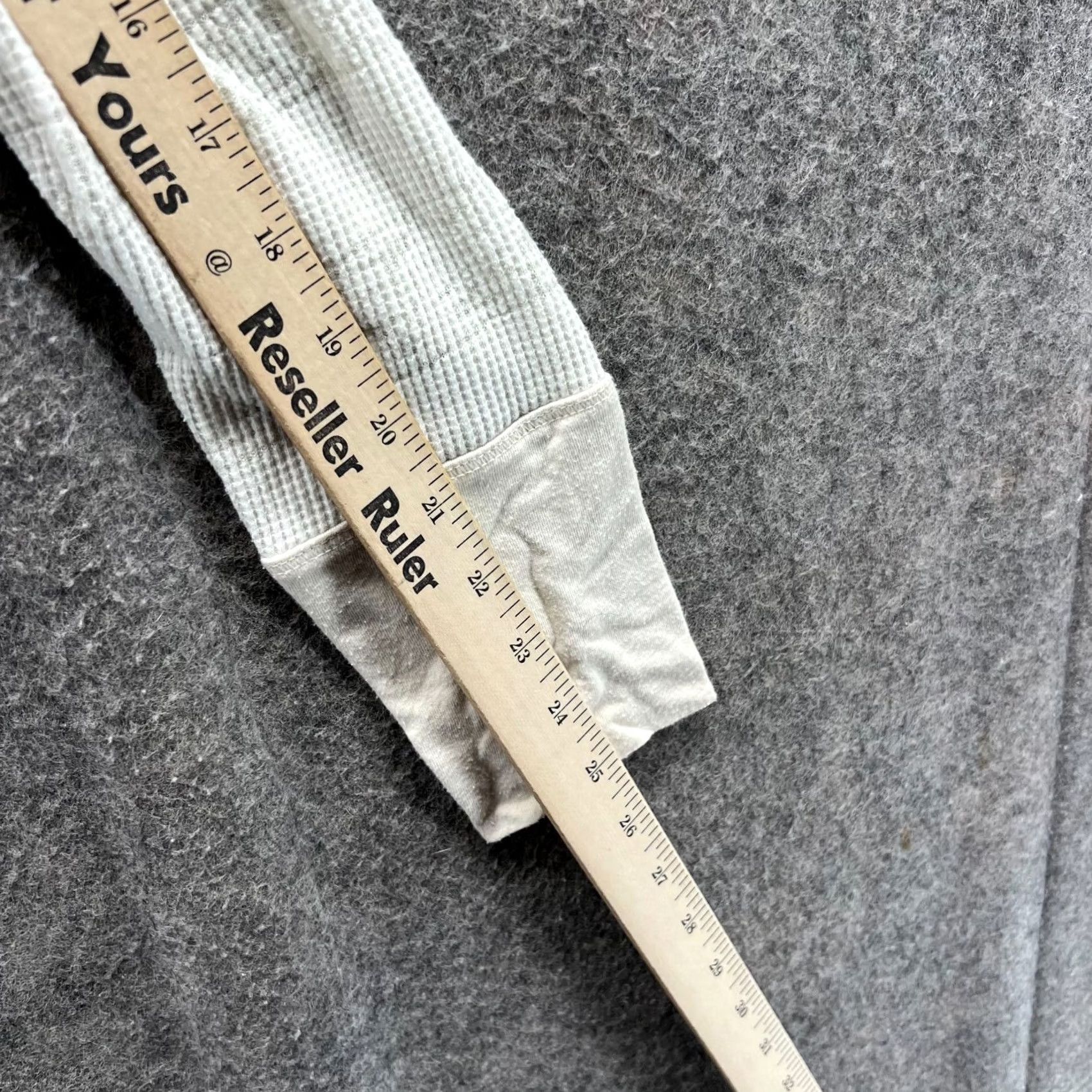 Vintage Columbia Thermal Top Womens Large Ivory Waffle Knit Long Sleeve Shirt Size L / US 10 / IT 46 - 5 Thumbnail