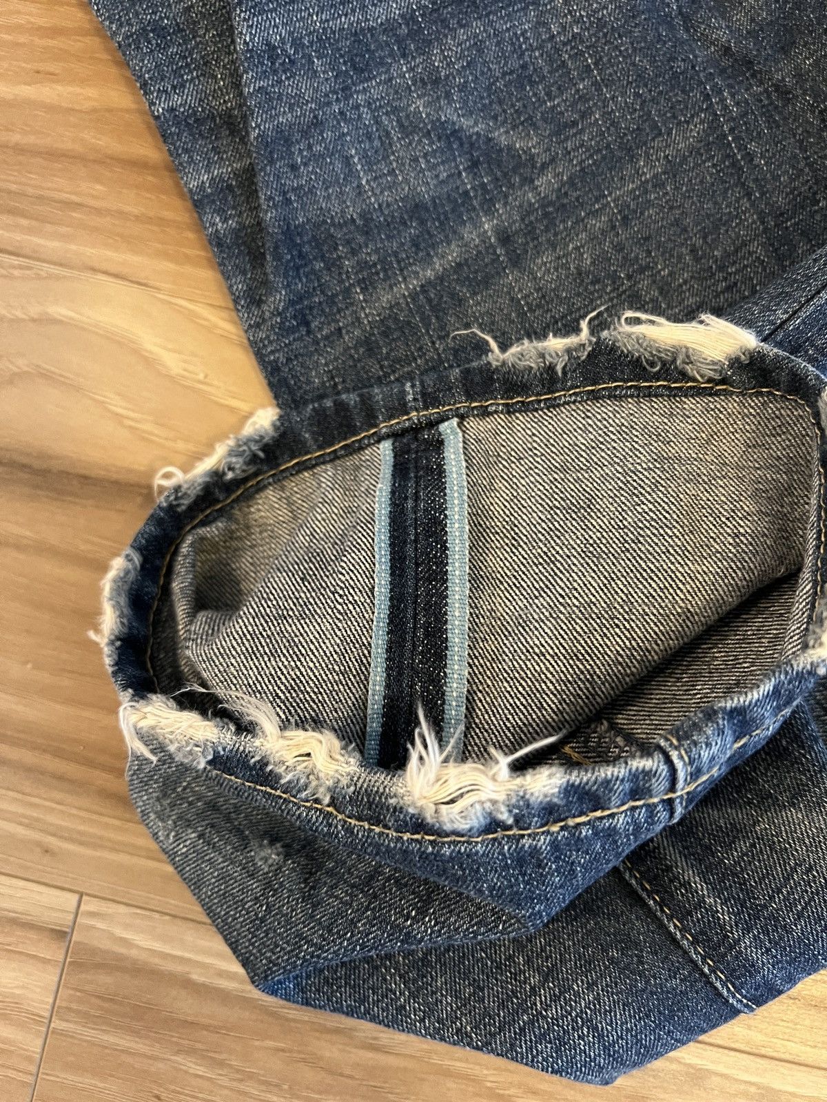 Levi's Vintage Levi Sky Blue Selvedge Denim 501XX Made in Japan Size US 30 / EU 46 - 5 Thumbnail