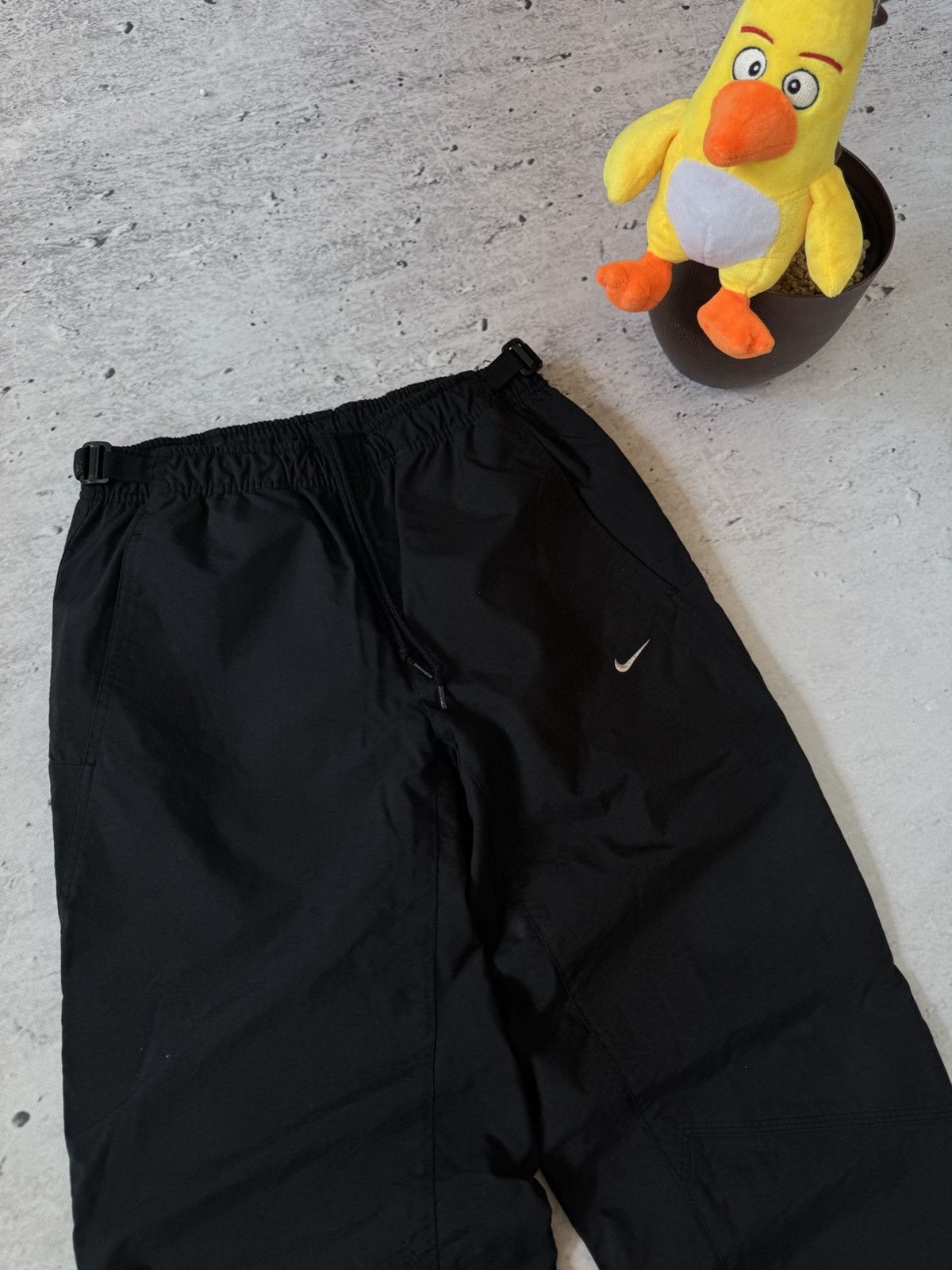 Nike × Vintage NIKE NYLON VINTAGE Y2K OVERSIZE BAGGY FIT PANTS SWEATPANTS Size US 32 / EU 48 - 4 Thumbnail