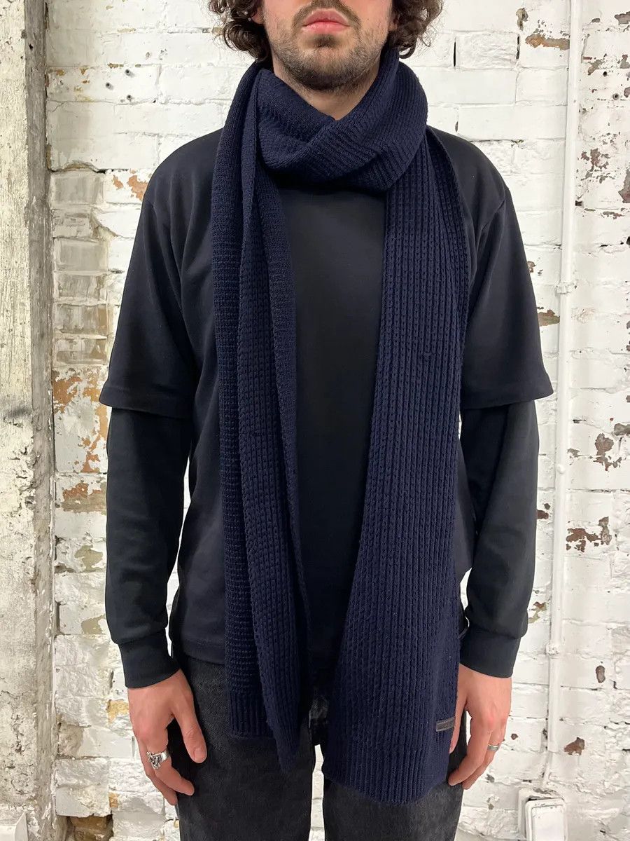 Prada AW2006 Prada Navy Wool Scarf Size ONE SIZE - 2 Thumbnail