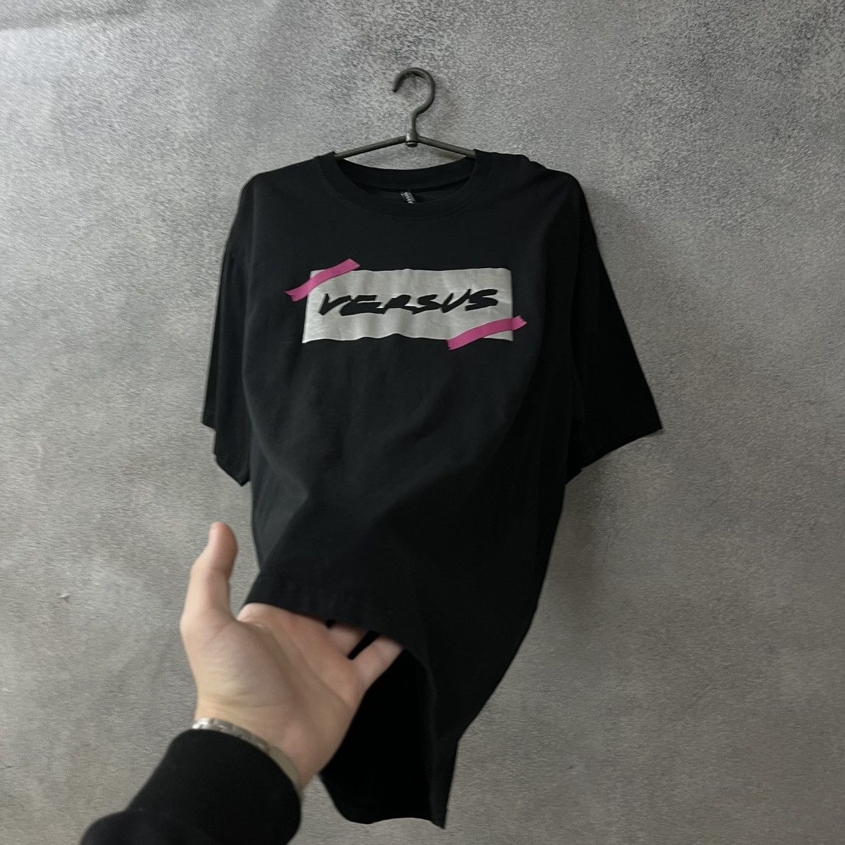 Versace Versace Versus big logo t shirt Size US L / EU 52-54 / 3 - 6 Thumbnail