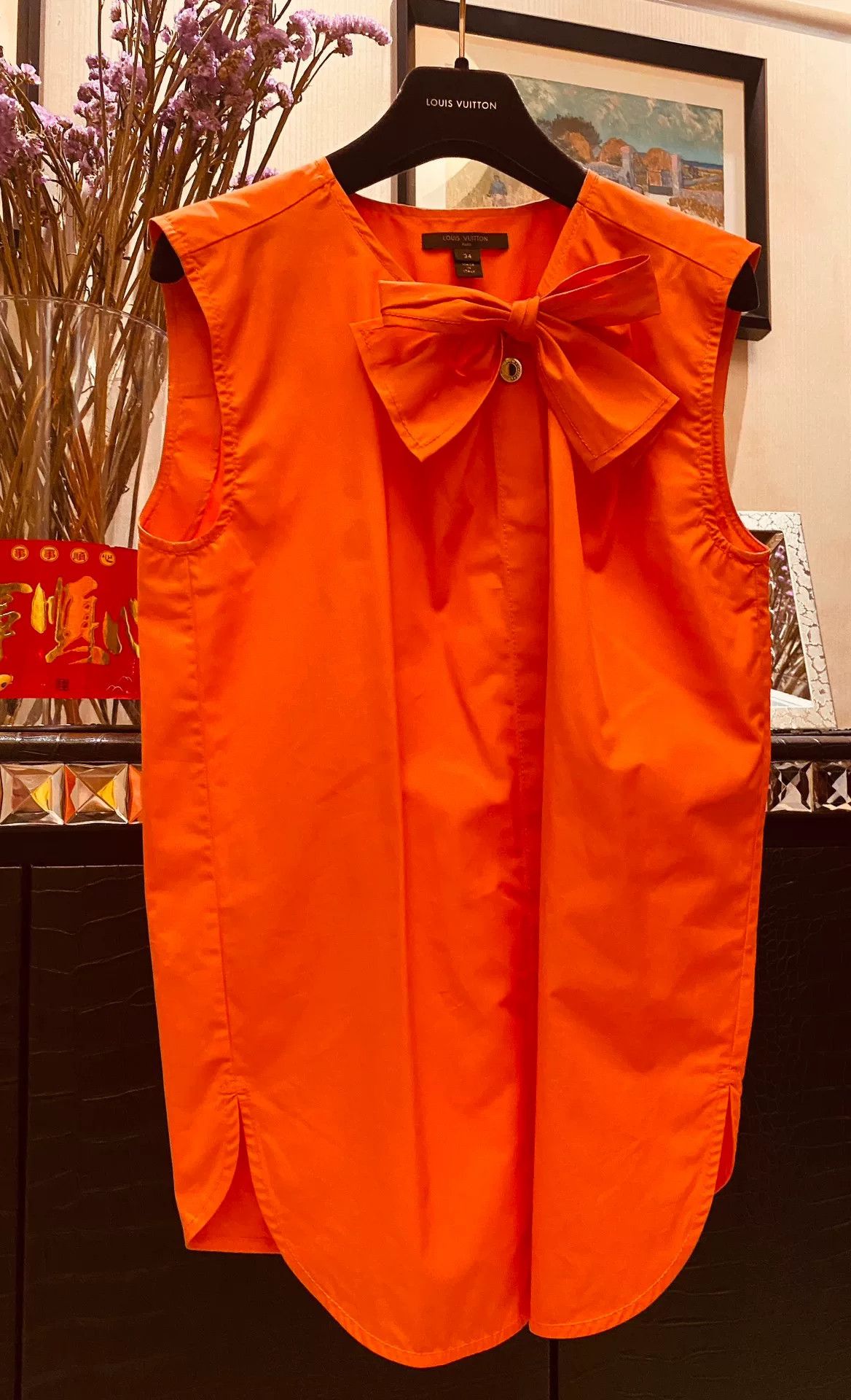Chanel elegant orange sleeveless shirt with bow Size US S / EU 44-46 / 1 - 1 Thumbnail