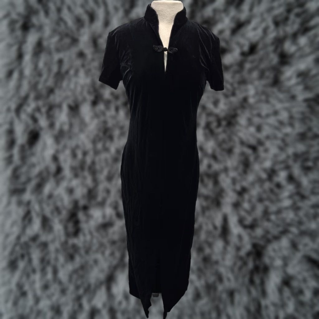 Velvet VINTAGE Velvet Velvet Dress Midi Dress M Black Goth 1990s USA Mens Womens Girls Boysen? Size M / US 6-8 / IT 42-44 - 1 Thumbnail