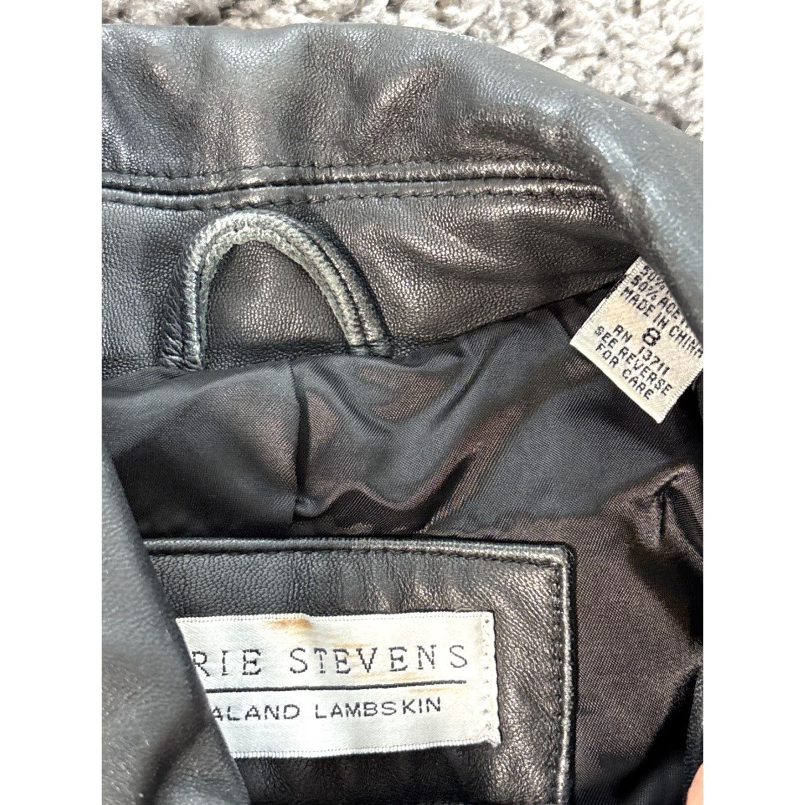 Vintage VINTAGE Valerie Stevens Women's Motorcycle Jacket Leather Black Medium with Full Zip Pockets 90s Classic Biker Fall Winter Spring Casual Workwear Size M / US 6-8 / IT 42-44 - 4 Thumbnail