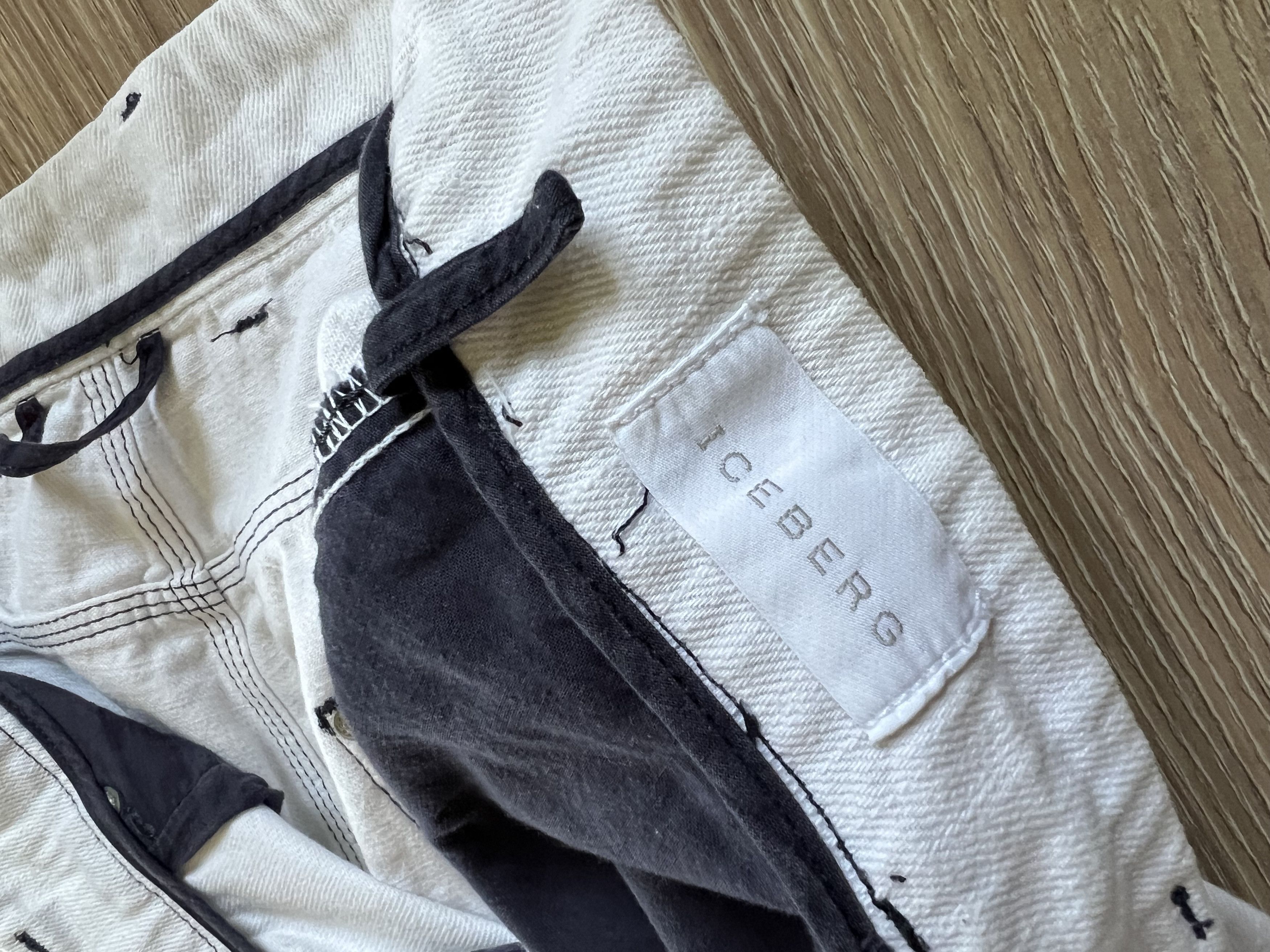 Vintage Iceberg White Italian Jeans