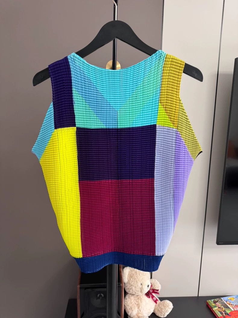 Issey Miyake Issey Miyake size:2 Yellow and blue main color block bubbl Size XS / US 0-2 / IT 36-38 - 2 Thumbnail