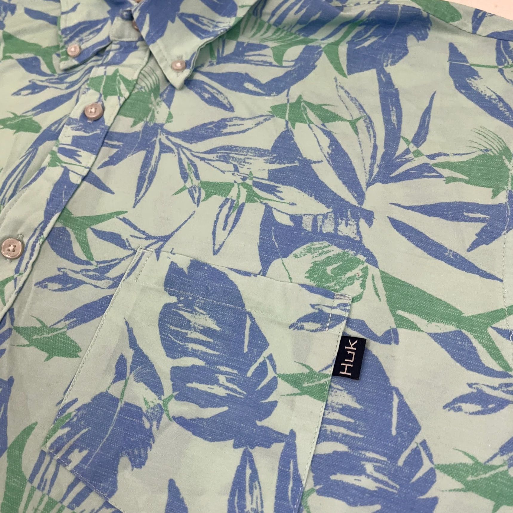 Vintage Huk Kona Ocean Palm Shirt Mens 2XL Green Blue Performance Fishing Button Down Size US XXL / EU 58 / 5 - 2 Thumbnail