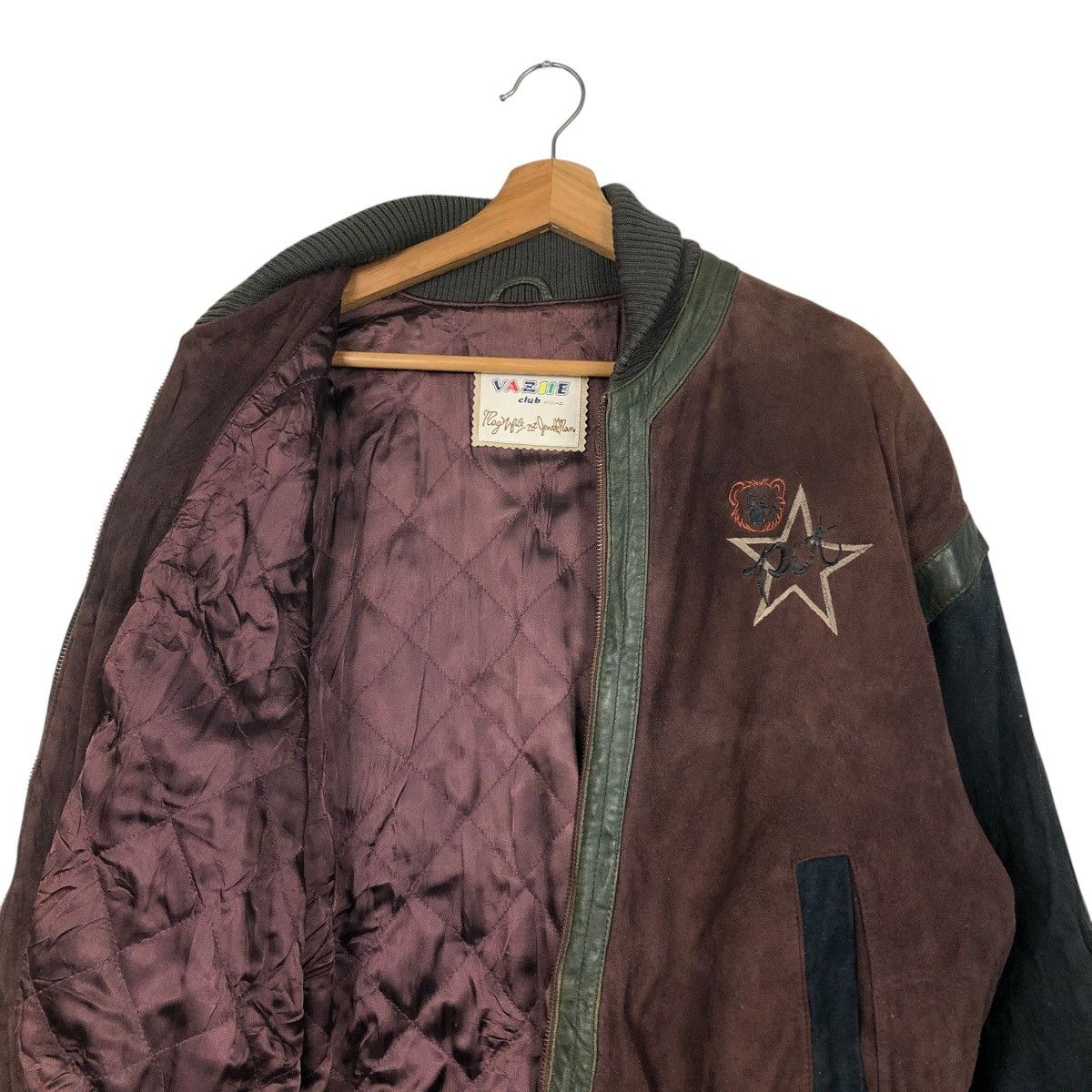 Japanese Brand 🔥VINTAGE BOMBER JACKET CARTOON VAZIIE ISSEY MIYAKE BIG LOGO Size US M / EU 48-50 / 2 - 14 Thumbnail
