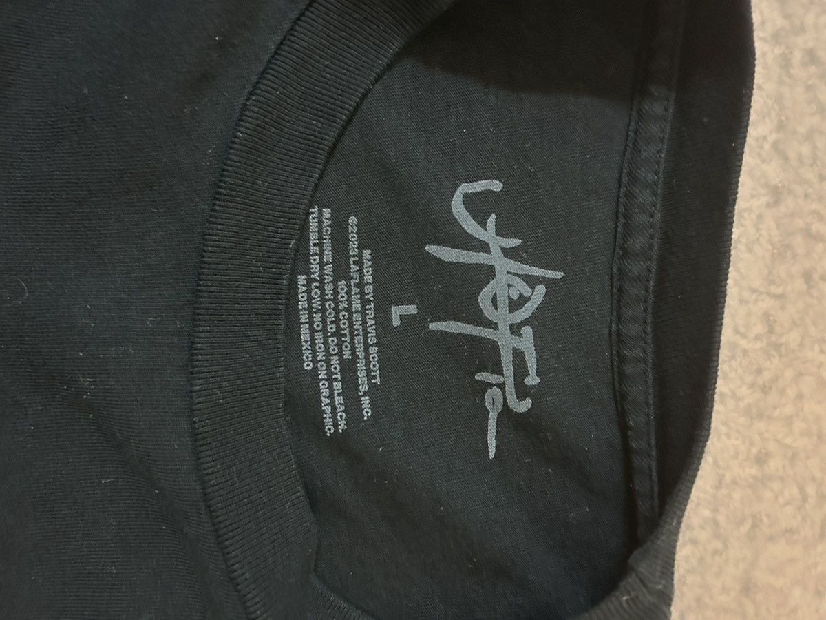 Kaws × Travis Scott Travis Scott x Kaws Utopia T shirt Size US L / EU 52-54 / 3 - 4 Thumbnail