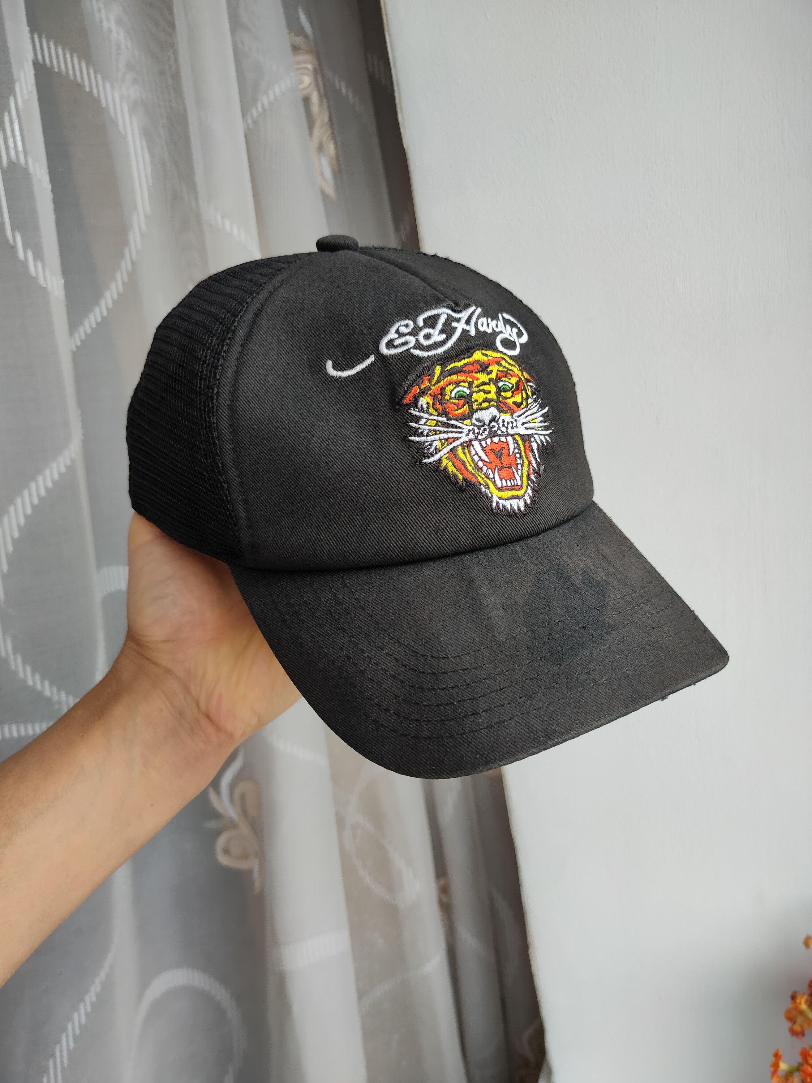 Ed Hardy Ed Hardy Trucker Cap Ed Hardy Cap Unisex Size ONE SIZE - 1 Thumbnail