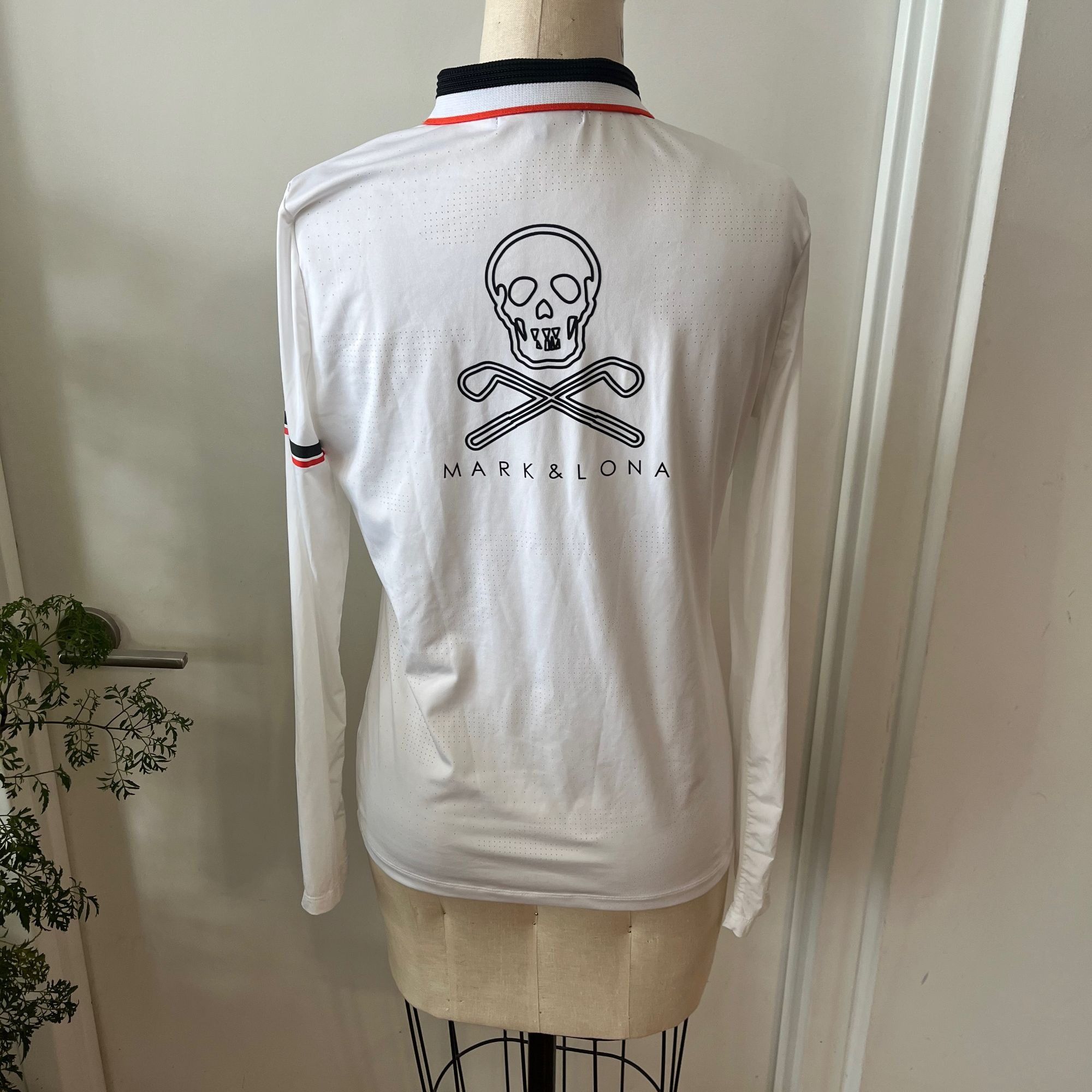 Other MARK & LONA Women's Long Sleeve Performance Shirt Size XL Size XL / US 12-14 / IT 48-50 - 2 Thumbnail