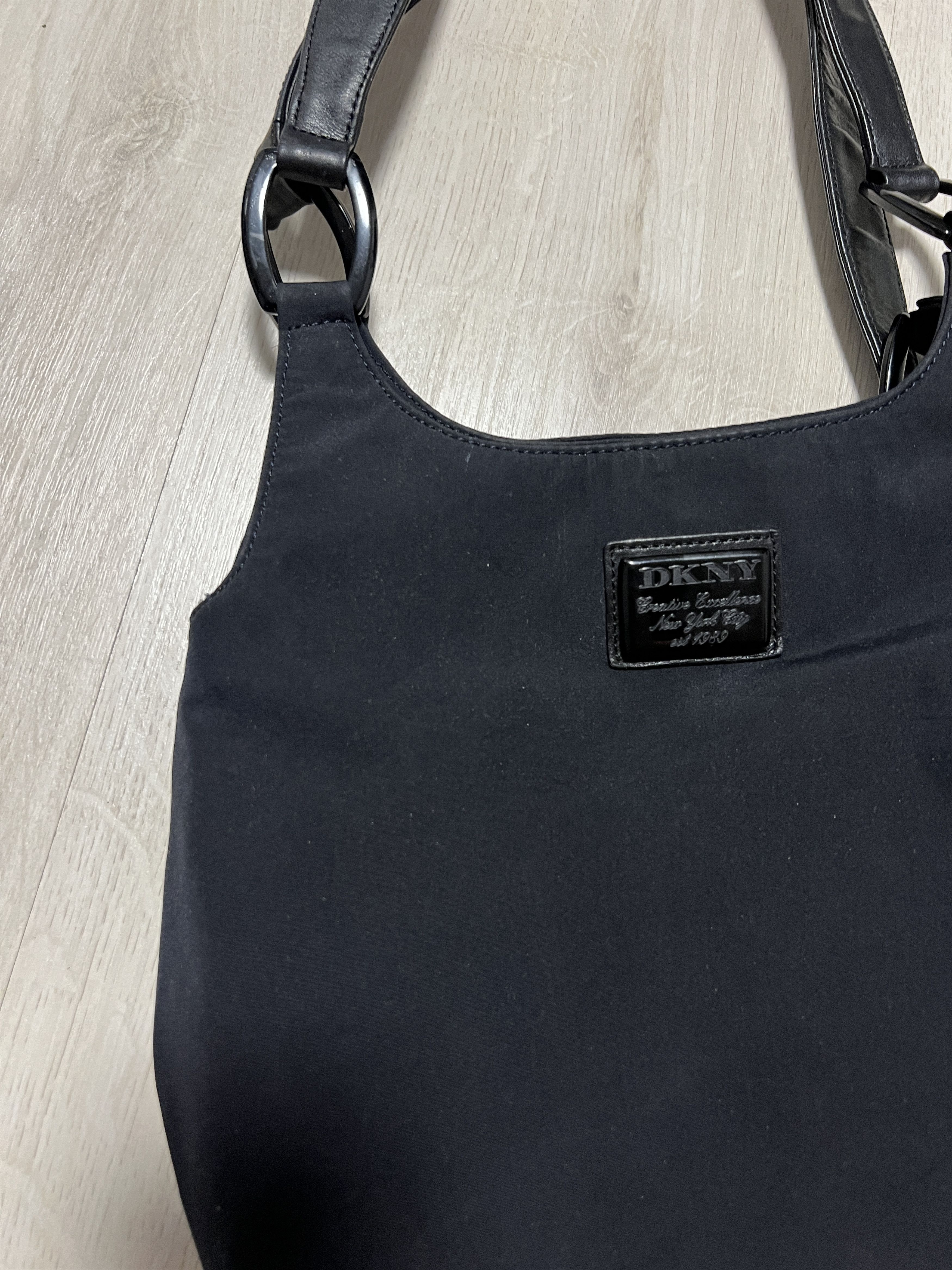 DKNY × Vintage DKNY Y2K Nylon shoulder bag Size ONE SIZE - 7 Thumbnail