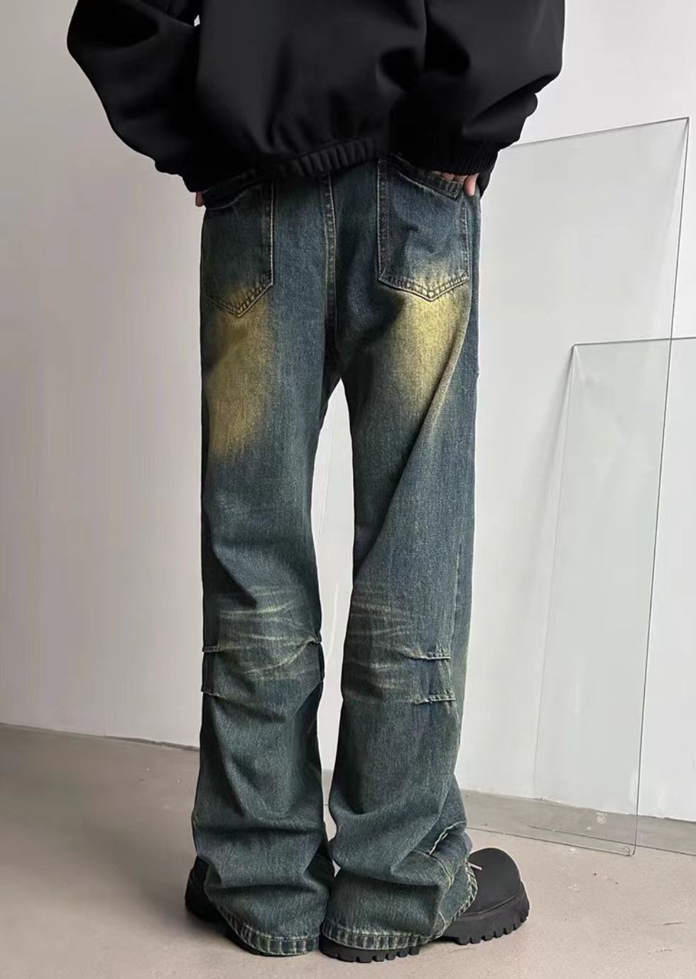 Vintage loose washed pleated bootcut jeans
