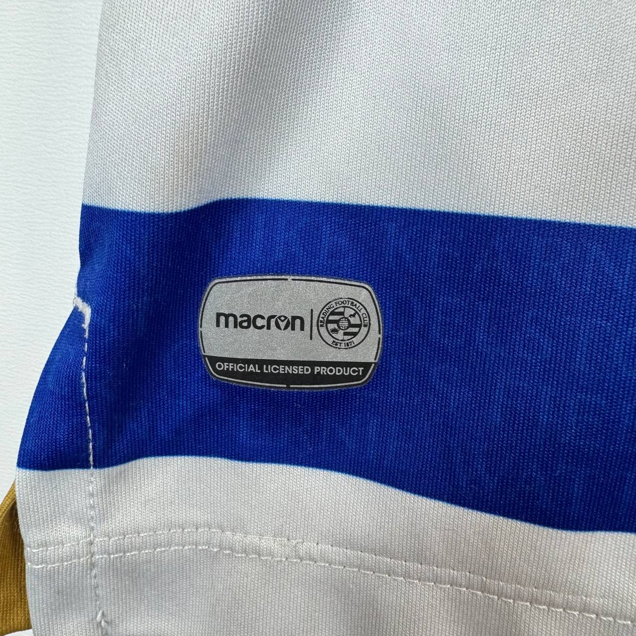 Macron Reading FC 150Y Anniversary Macron Jersey Boys Size XL JR Size US S / EU 44-46 / 1 - 3 Thumbnail