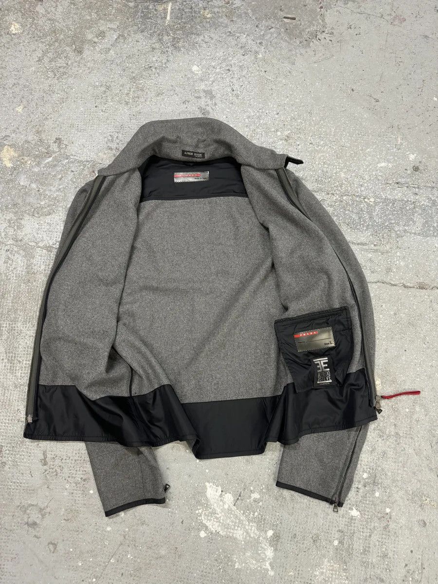 Prada 2000s Prada Wool Minimaliste Grey Jacket Size US L / EU 52-54 / 3 - 6 Thumbnail