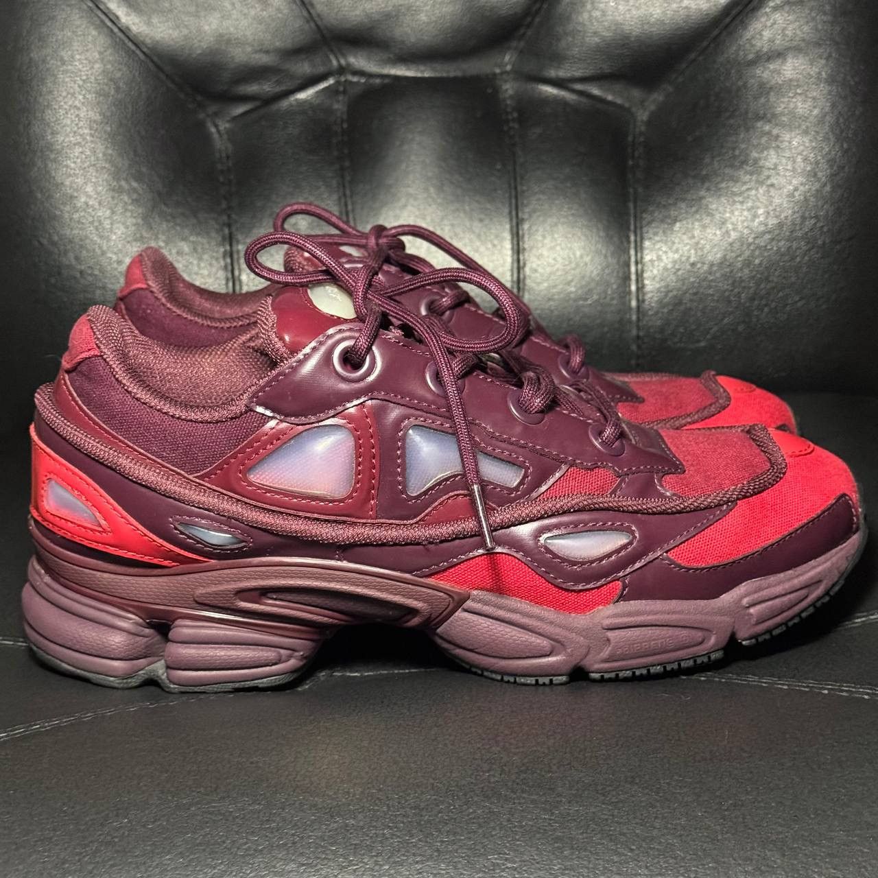 Adidas × Raf Simons 8,5us Adidas Raf Simons Ozweego Burgundy Size US 8.5 / EU 41-42 - 1 Thumbnail