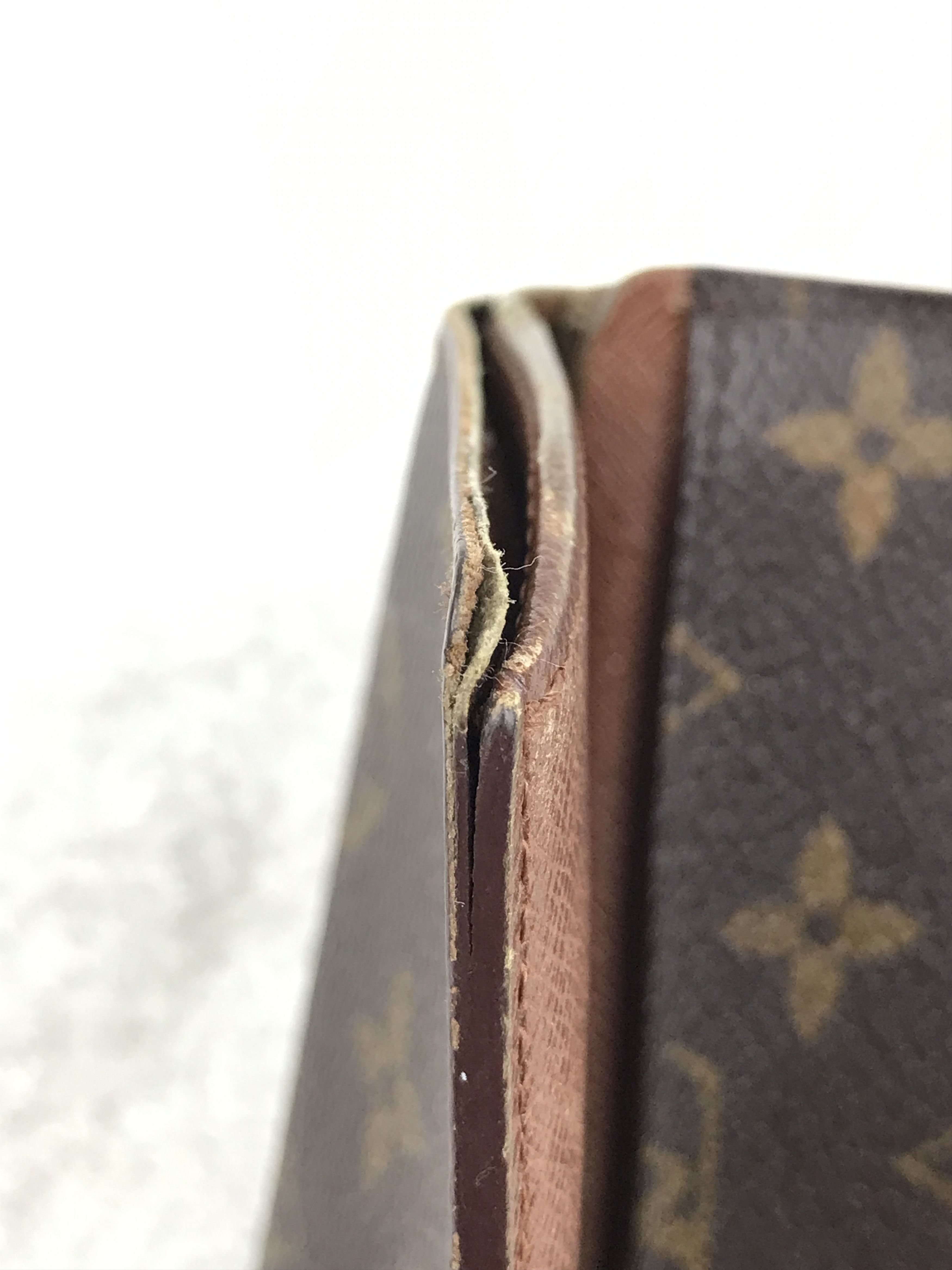 Louis Vuitton Vintage Louis Vuitton Monogram Porte Monnaie Billets Tresor Size ONE SIZE - 13 Thumbnail