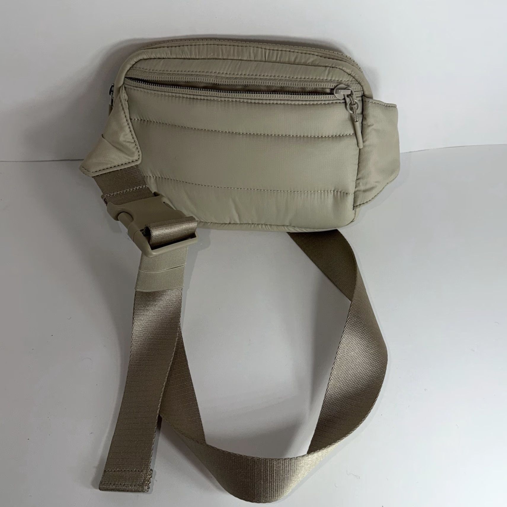 Lululemon Lululemon Everywhere Belt Bag Large Wunder Puff Trench Beige New Size ONE SIZE - 3 Thumbnail