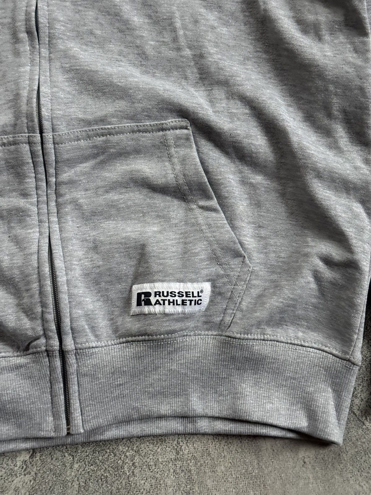 Russell Athletic Russell Athletic big logo zip hoodie long sleeve hooded 00s Size US L / EU 52-54 / 3 - 12 Thumbnail