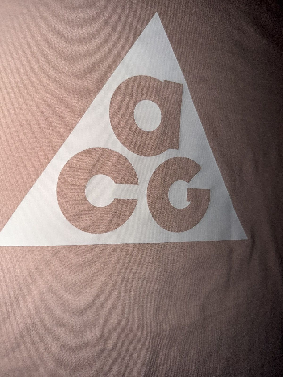 Nike ACG Nike ACG Men’s Small Pink T Shirt DJ3644-601 Size US S / EU 44-46 / 1 - 4 Thumbnail