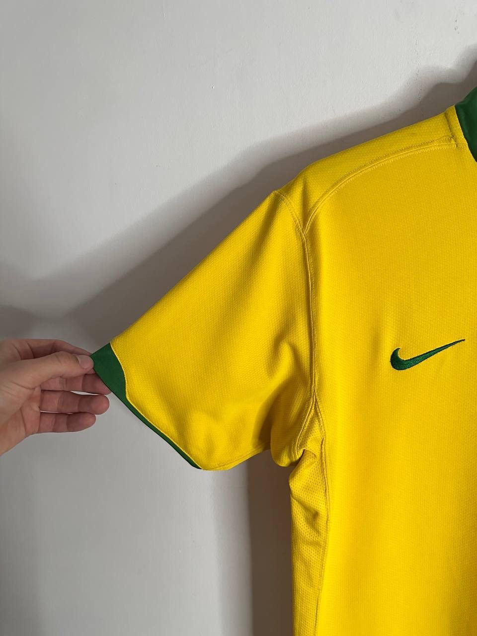 Nike Nike Brazil Home Soccer Jersey 2006–08 Yellow L Football Y2K Size US L / EU 52-54 / 3 - 6 Thumbnail