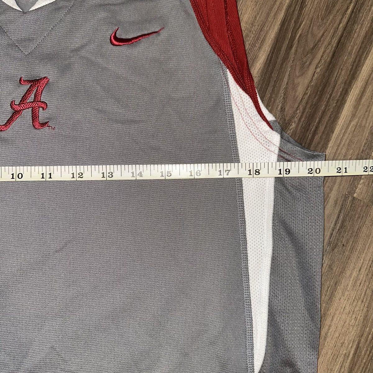NCAA × Nike Nike Alabama Crimson Tide Dri-FIT jersey top Size M Size US M / EU 48-50 / 2 - 3 Thumbnail