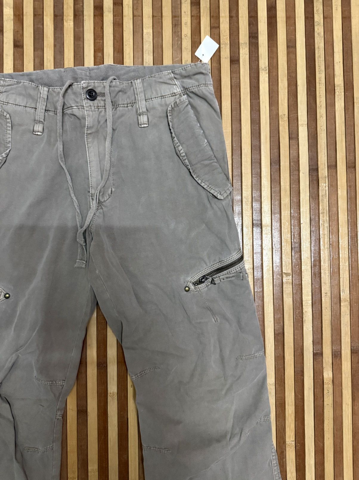 Uniqlo UNIQLO CARGO PANTS MULTIPOCKET / STREETWEAR Size US 31 - 4 Thumbnail