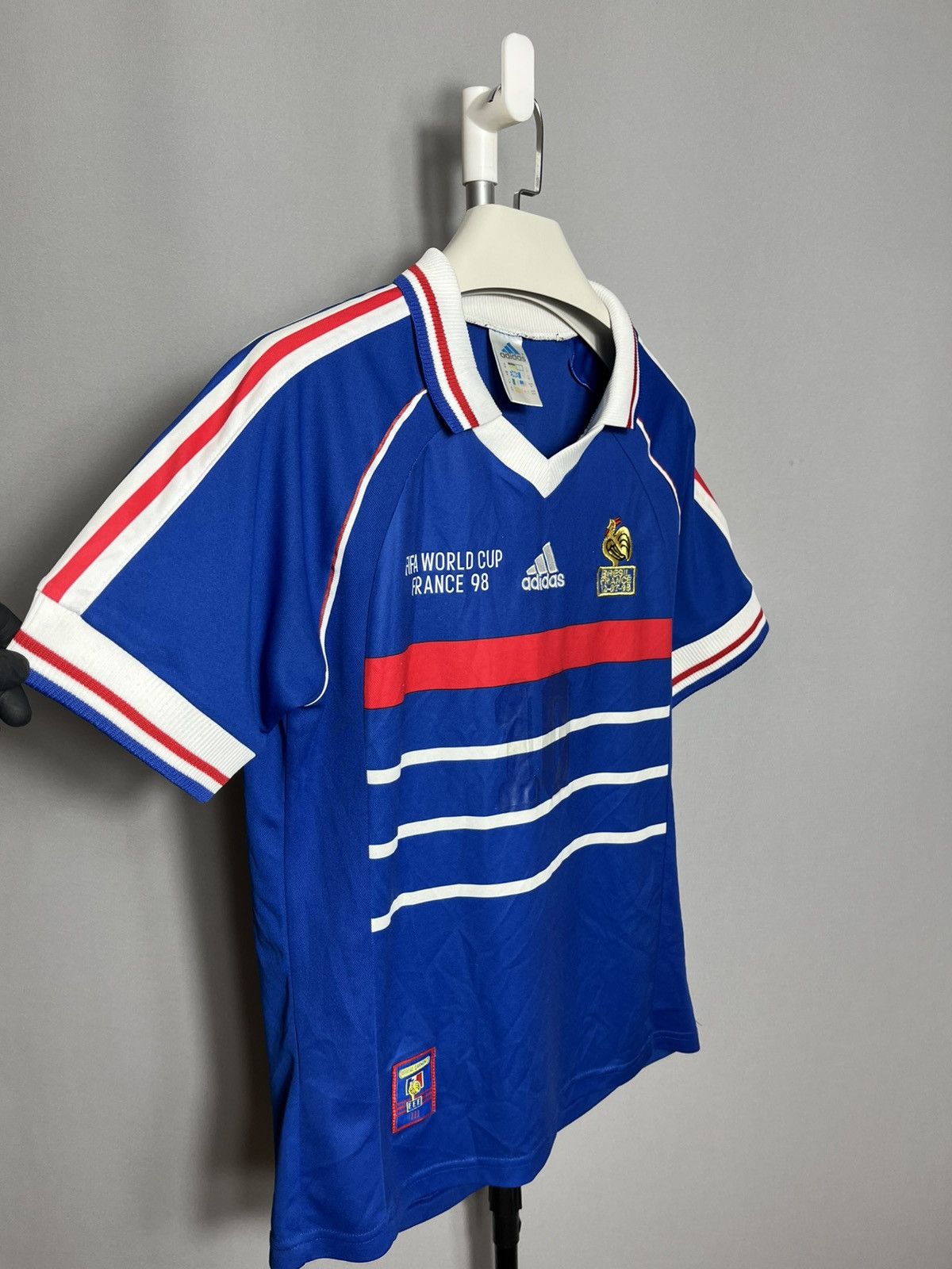 Adidas France 1998 World Cup Final Shirt FIFA REPLICA retro Zidane Size US M / EU 48-50 / 2 - 3 Thumbnail