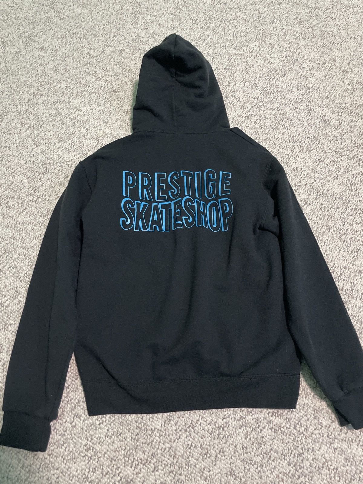 Streetwear Local skate shop hoodie